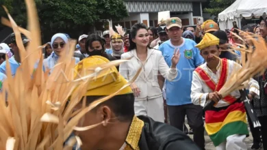 Gubernur maluku utara sherly kunjungi festival umkm di jakarta 1mi96 dom