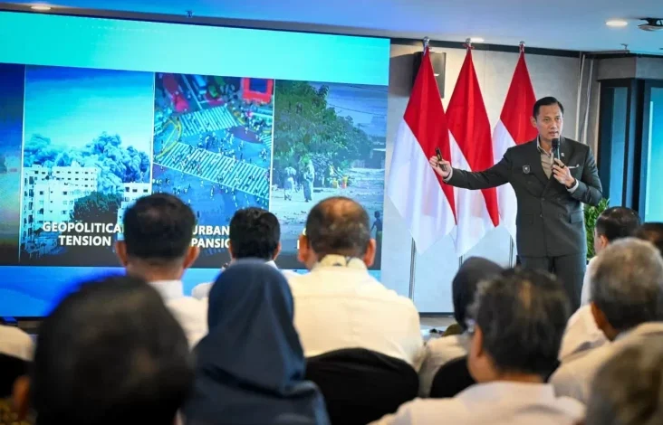 Menko ahy apresiasi kinerja kementrans dalam transformasi transmigrasi 2026 uxj