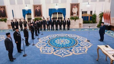 Potret reshuffle kabinet merah putih prabowo lantik pejabat baru 1777285565365 169 (1)