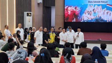 Seskab dan mensos tinjau sekolah rakyat di pejompongan 1776861632720