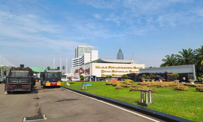 Pengamanan buruh situasi pengamanan jelang demo buruh di depan gedung dpr mpr